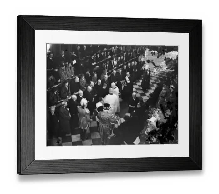 Framed Print : King Edward VIII himself took part in the 60 year old ceremony of distributing Maundy Framed Print : King Edward VIII himself took part in the 60 year old ceremony of distributing Maundy