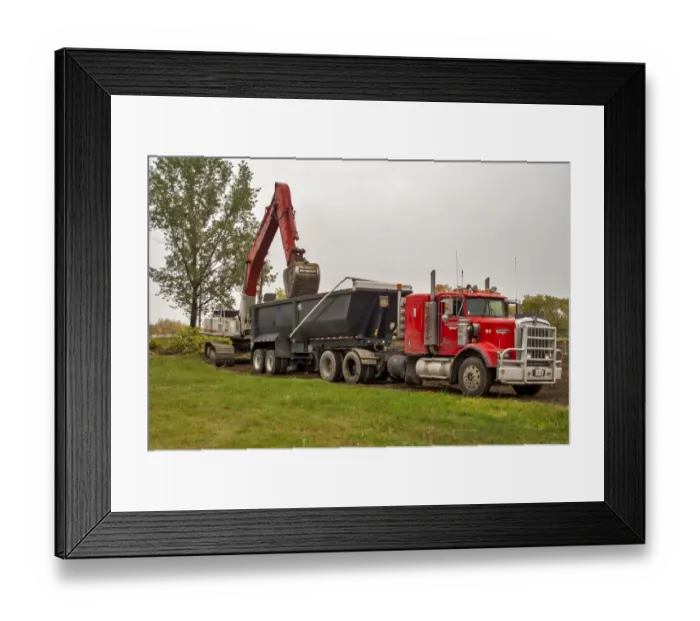 Framed Print : A 6x4 red Kenworth atic unit with a twin axle tipping trailer being loaded at Sudbury Framed Print : A 6x4 red Kenworth atic unit with a twin axle tipping trailer being loaded at Sudbury