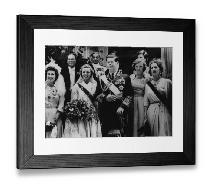 Framed Print : Prince Michael of Romania and Princess Anne, seen after their wedding in the royal chapel Framed Print : Prince Michael of Romania and Princess Anne, seen after their wedding in the royal chapel