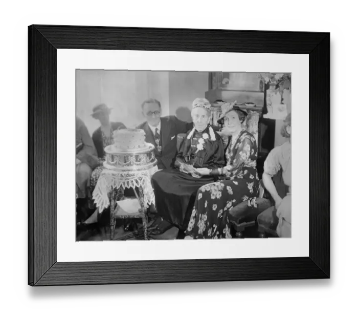 Framed Print : Englands oldest woman celebrates 105th birthday with party. Royal congratulations Framed Print : Englands oldest woman celebrates 105th birthday with party. Royal congratulations
