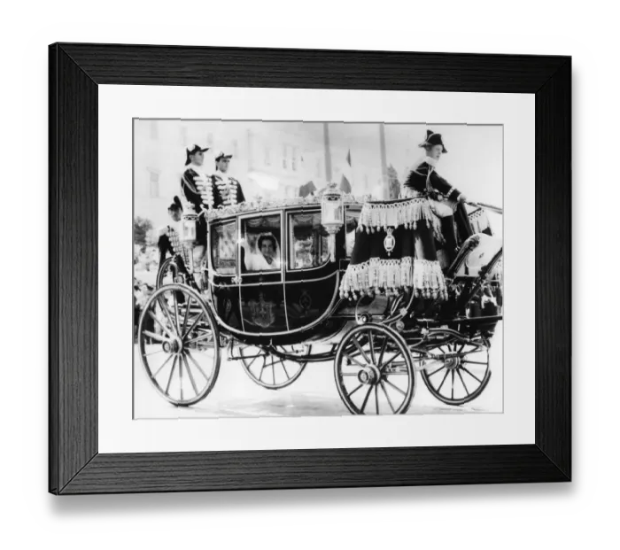 Framed Print : Athens. Princess Sophia of Greece smiles from the window of her horse drawn carriage