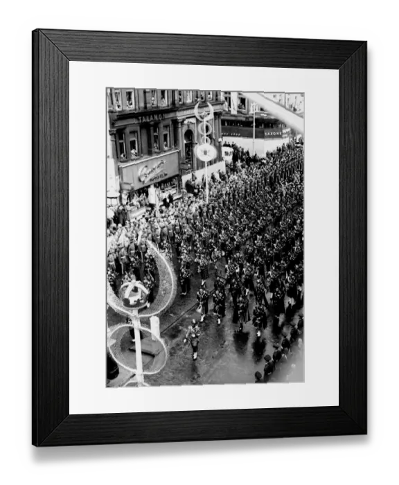 Framed Print : Coronation Day - The massed pipe bands seen as the Royal procession approached Oxford Framed Print : Coronation Day - The massed pipe bands seen as the Royal procession approached Oxford