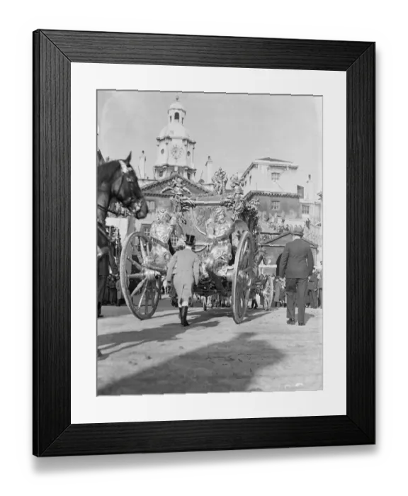 Framed Print : Enormous early morning crowds watch Coronation procession rehearsal. Enormous crowds Framed Print : Enormous early morning crowds watch Coronation procession rehearsal. Enormous crowds