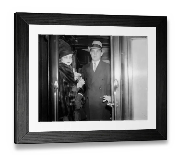 Framed Print : Prince and Princess Mdivani leave for India. 4 November 1934 Framed Print : Prince and Princess Mdivani leave for India. 4 November 1934
