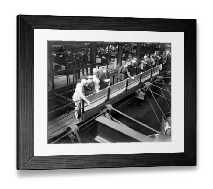 Framed Print : Royal Tour of The West Riding. 1 June 1918
