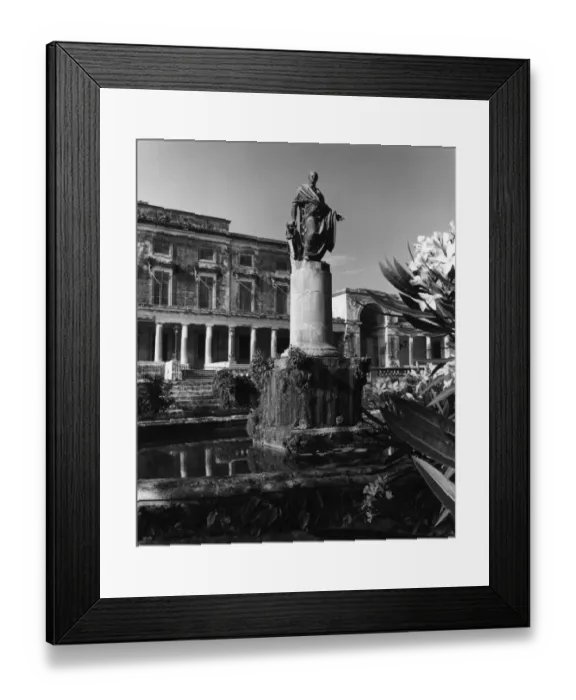Framed Print : The Royal Palace on the Ionian island of Corfu. Built 1816, it was the former residence
