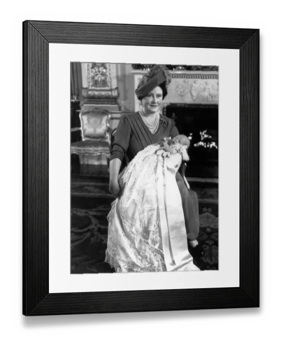 Framed Print : Her Majesty, Queen Elizabeth, The Queen Mother with her first grandchild, Prince