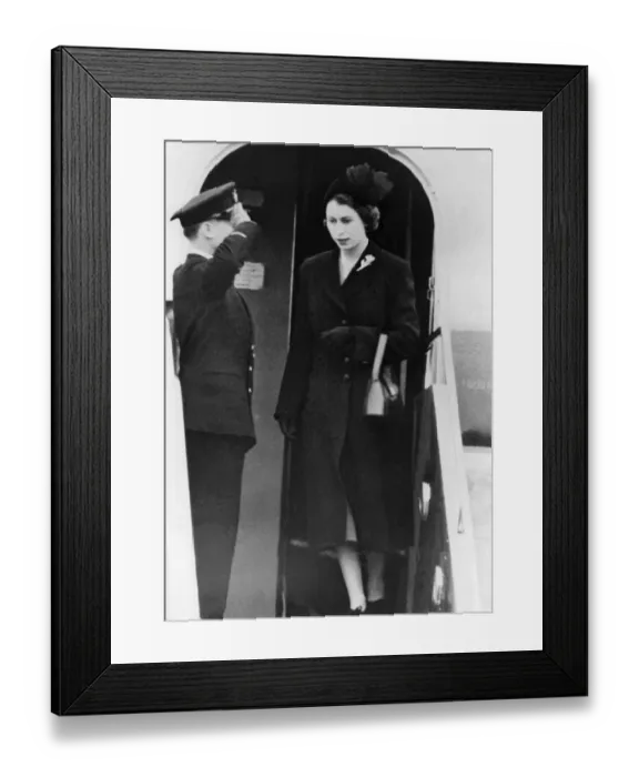 Framed Print : Princess Elizabeth, who left England last week with the Duke of Edinburgh on their Framed Print : Princess Elizabeth, who left England last week with the Duke of Edinburgh on their