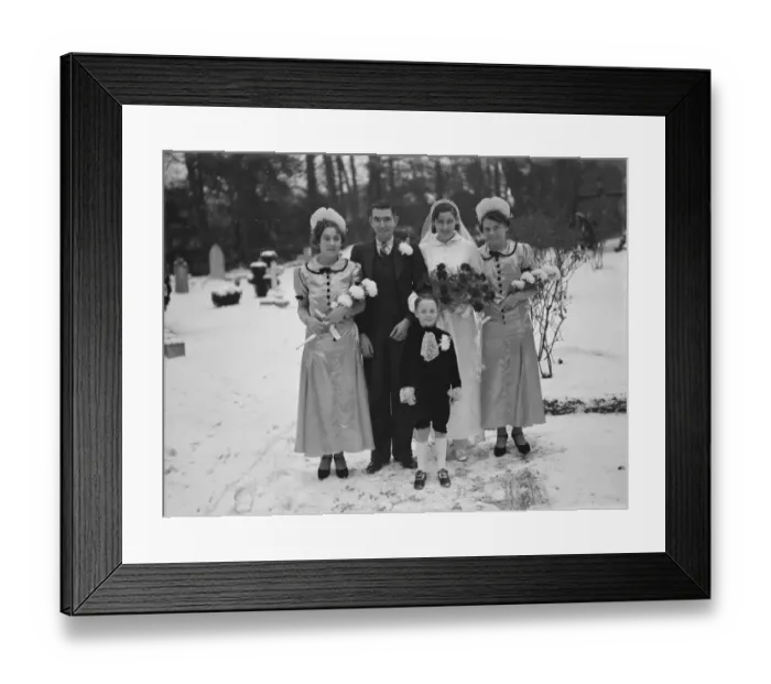Framed Print : The wedding of Miss I Herman held in Foots Cray, Kent. Wedding group. 24 December Framed Print : The wedding of Miss I Herman held in Foots Cray, Kent. Wedding group. 24 December