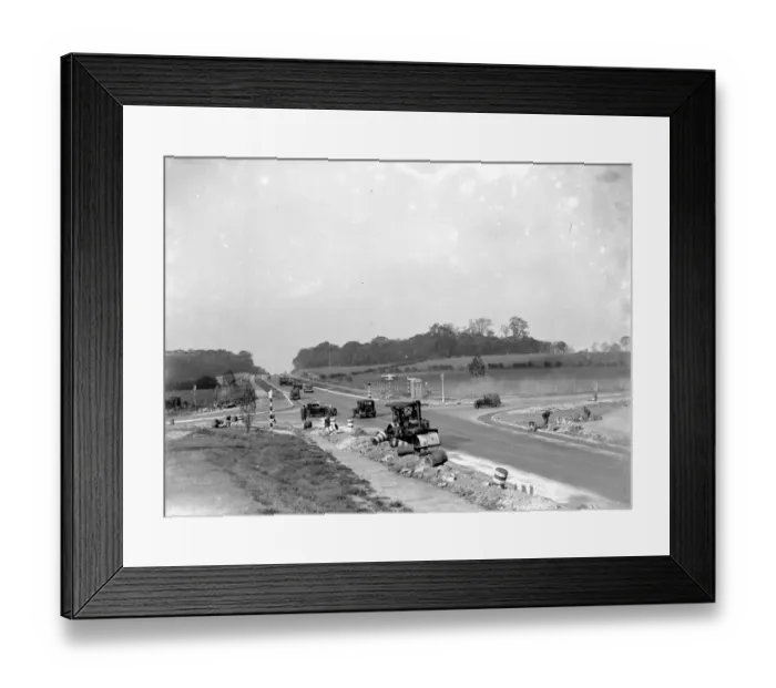 Framed Print : Repairs at Sidcup by pass crossing in Kent. 29 October 1934 Framed Print : Repairs at Sidcup by pass crossing in Kent. 29 October 1934