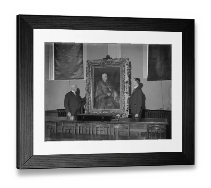 Framed Print : Dartford Mayor Golden Wedding, portrait. 1935 Framed Print : Dartford Mayor Golden Wedding, portrait. 1935