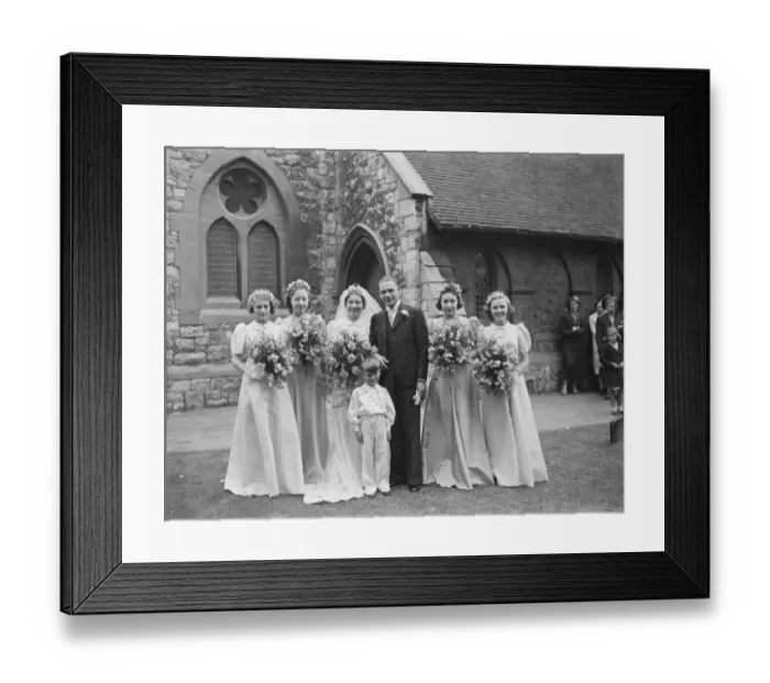 Framed Print : The wedding of Mr Albert Victor Phipps and Miss Ivy Florence Morgan in Eltham, Kent Framed Print : The wedding of Mr Albert Victor Phipps and Miss Ivy Florence Morgan in Eltham, Kent