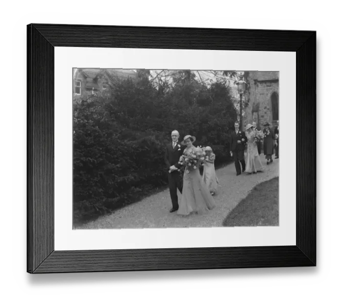 Framed Print : Wrathall and Roberts wedding, Sittingbourne. 1937 Framed Print : Wrathall and Roberts wedding, Sittingbourne. 1937