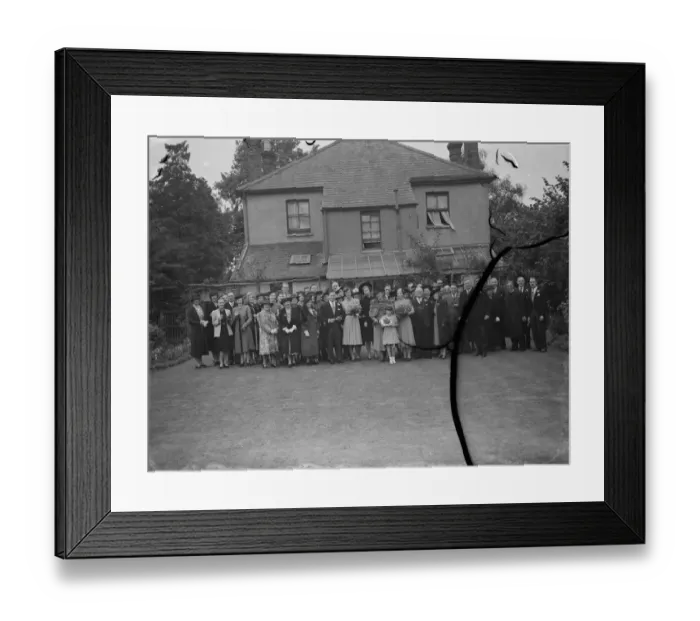 Framed Print : The wedding of Mr Roy Pearl and Miss Patricia Kirby in Sidcup, Kent. The family group Framed Print : The wedding of Mr Roy Pearl and Miss Patricia Kirby in Sidcup, Kent. The family group