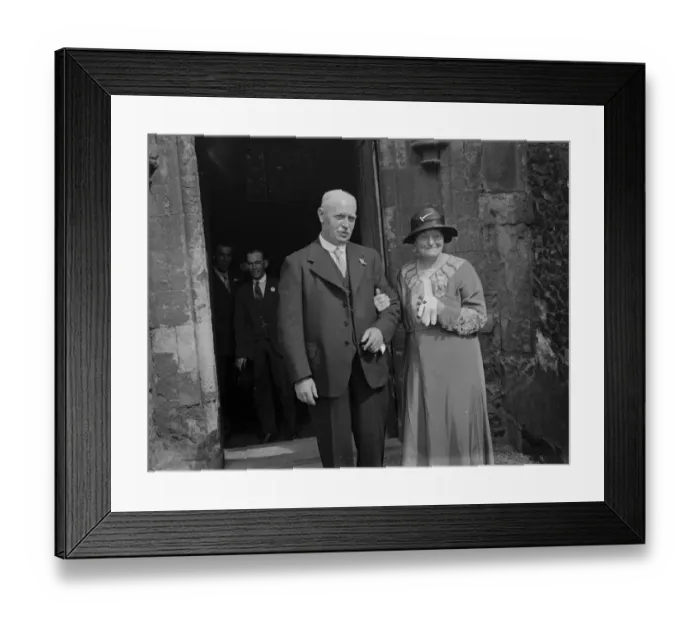 Framed Print : The wedding of an elderly couple in Swanscombe, Kent. 1939 Framed Print : The wedding of an elderly couple in Swanscombe, Kent. 1939