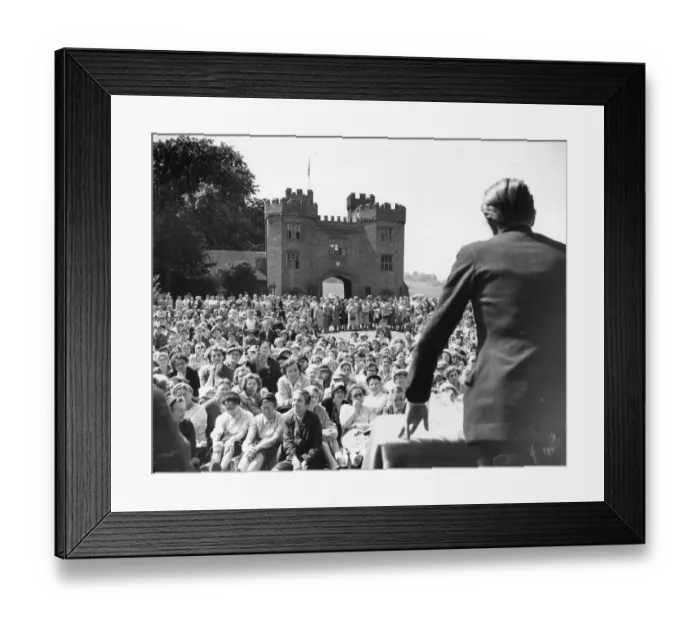 Framed Print : Womens Institute members at Lullingstone Castle Kent listening to Christopher Chataway Framed Print : Womens Institute members at Lullingstone Castle Kent listening to Christopher Chataway