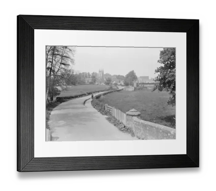Framed Print : Penshurst Village in Kent. To the right of the picture is Penshurst place entrance Framed Print : Penshurst Village in Kent. To the right of the picture is Penshurst place entrance