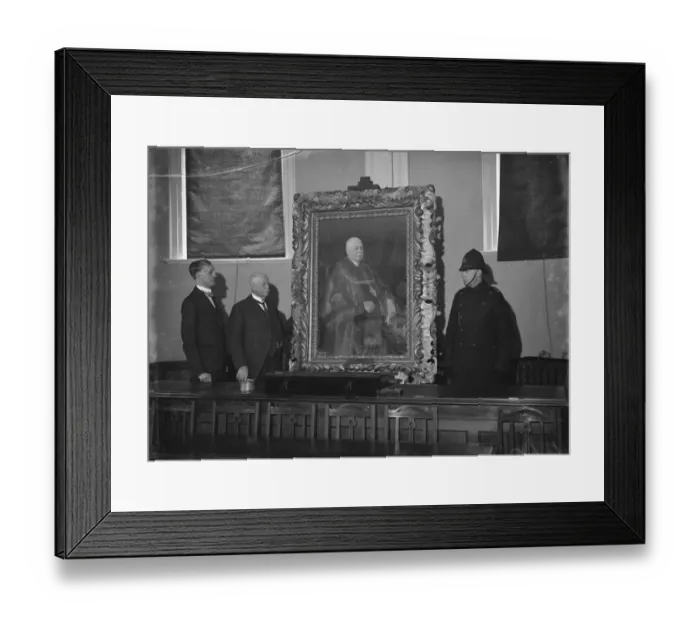 Framed Print : Dartford Mayor Golden Wedding, portrait. 1935 Framed Print : Dartford Mayor Golden Wedding, portrait. 1935