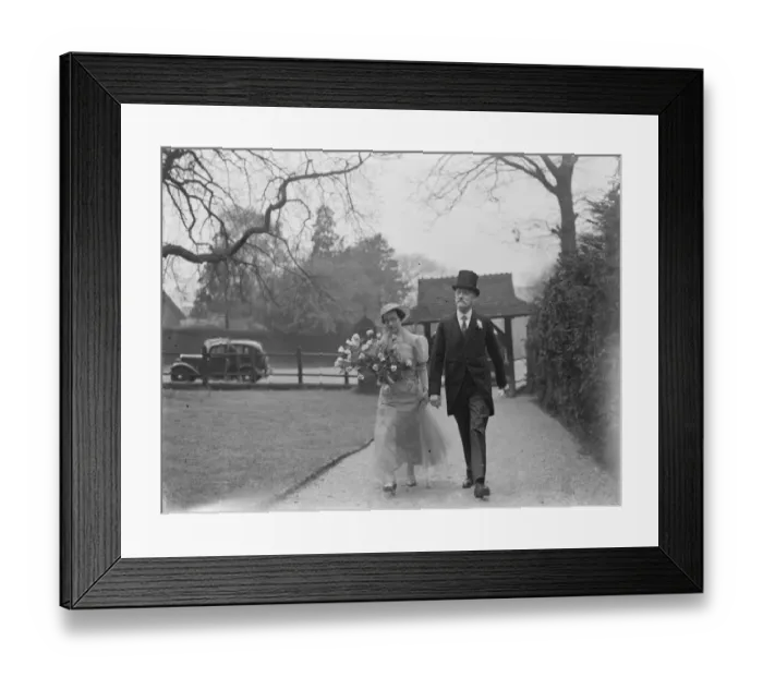 Framed Print : Wrathall and Roberts wedding, Sittingbourne. 1937 Framed Print : Wrathall and Roberts wedding, Sittingbourne. 1937
