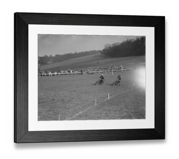 Framed Print : Motor cycling races at Brands Hatch. Scramblers take the bend. 1936