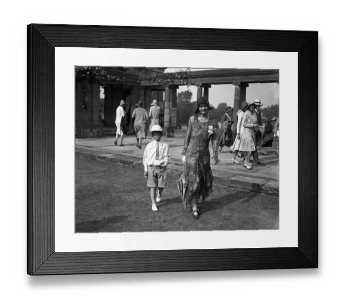 Framed Print : A Midsummer Nights Dream at Hever Castle. Lady Violet Astor and Master John Astor Framed Print : A Midsummer Nights Dream at Hever Castle. Lady Violet Astor and Master John Astor