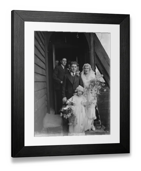 Framed Print : A wedding of a couple in Orpington, Kent. 1939