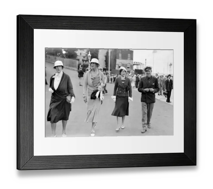 Framed Print : At Cowes, Isle of Wight Sir John and Lady Dashwood 1933 Framed Print : At Cowes, Isle of Wight Sir John and Lady Dashwood 1933