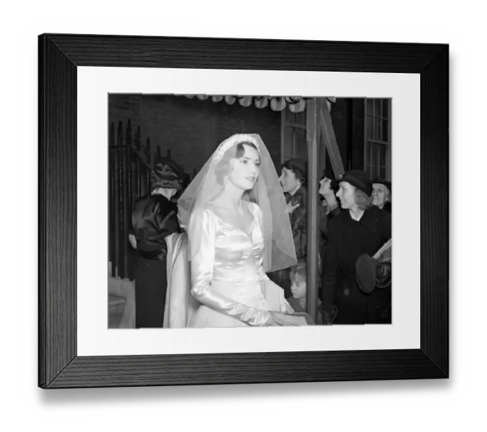 Framed Print : Wedding of Count John De Bendern and Lady Patricia Douglas at Brompton Oratory 27