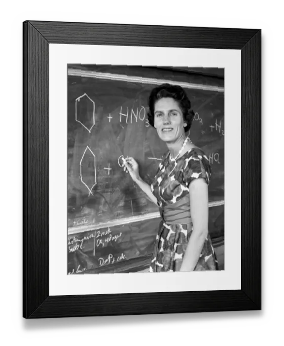 Framed Print : Miss Margaret Johnson of Sidcup, Kent, is to spend two months in the Eastern region Framed Print : Miss Margaret Johnson of Sidcup, Kent, is to spend two months in the Eastern region