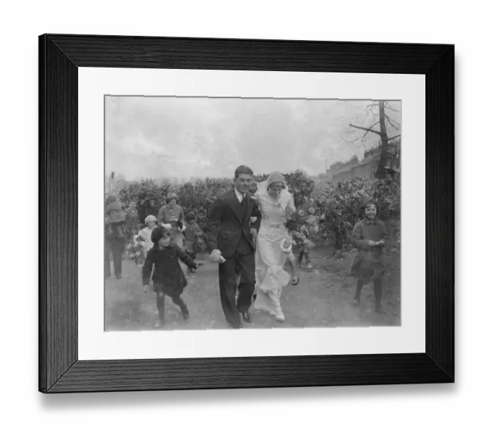 Framed Print : A wedding of a couple in Orpington, Kent. 1939 Framed Print : A wedding of a couple in Orpington, Kent. 1939