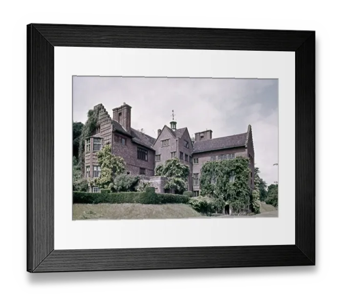 Framed Print : Chartwell, home of Sir Winston Churchill Exterior view