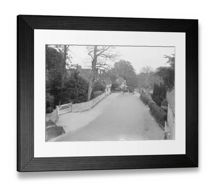 Framed Print : Penshurst Village in Kent Framed Print : Penshurst Village in Kent