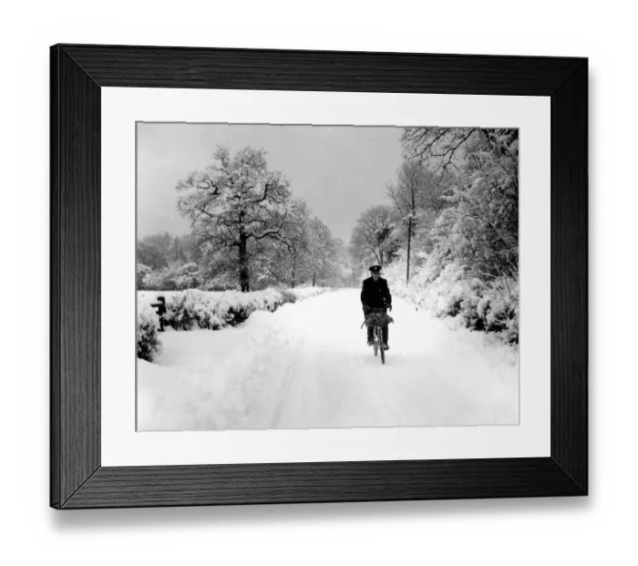 Framed Print : Postman at Bough Beech, Kent 28th December 1962 Framed Print : Postman at Bough Beech, Kent 28th December 1962
