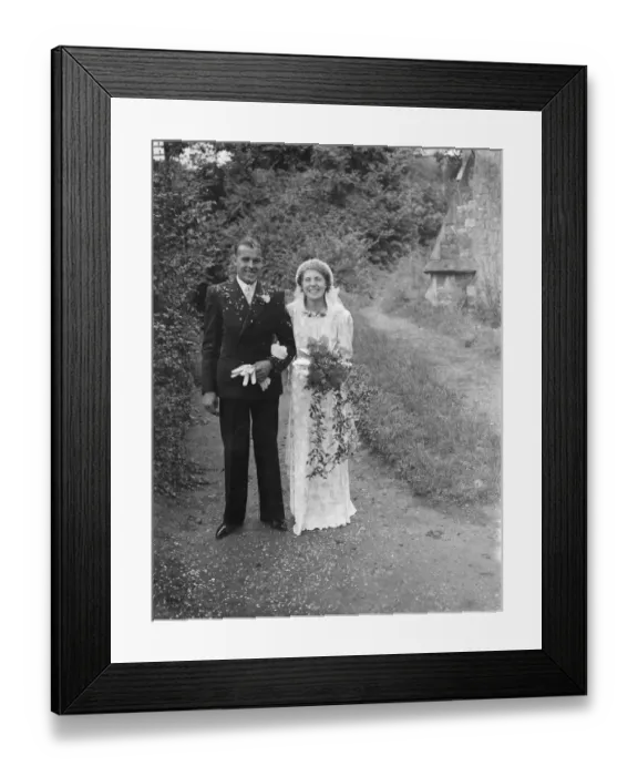 Framed Print : The wedding of Mr Miller and Miss Gooding in Gravesend, Kent. The bride and groom