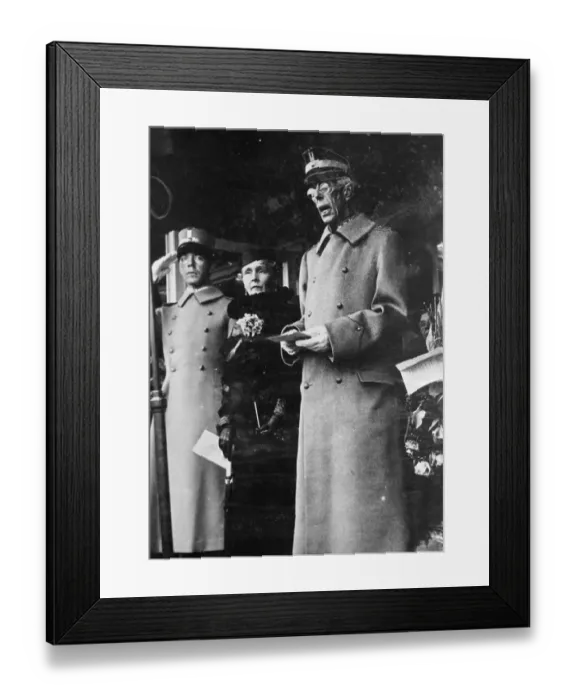 Framed Print : Princess Athlone with King Gustaf at opening of new Stockholm Aerodrome. The Earl of Athlone Framed Print : Princess Athlone with King Gustaf at opening of new Stockholm Aerodrome. The Earl of Athlone