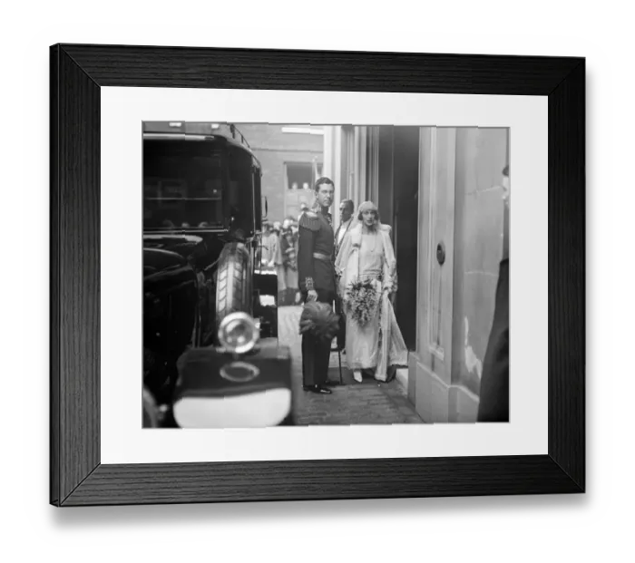 Framed Print : The wedding of Lady Louise Mountbatten and the Crown Prince of Sweden at the Chapel Royal Framed Print : The wedding of Lady Louise Mountbatten and the Crown Prince of Sweden at the Chapel Royal