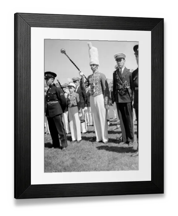 Framed Print : The Royal tour of Canada and the USA by King George VI and Queen Elizabeth, 1939 The King Framed Print : The Royal tour of Canada and the USA by King George VI and Queen Elizabeth, 1939 The King