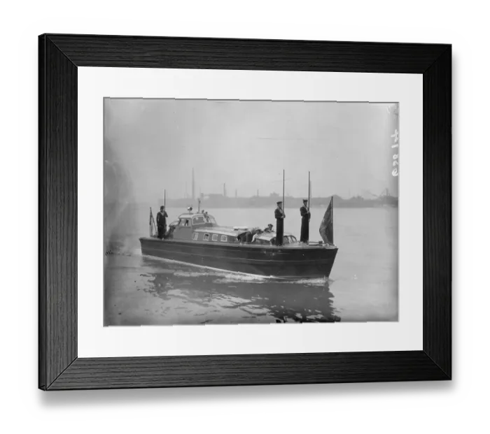 Framed Print : King George VI [Former Duke of York] and Qeen Consort [Former Duchess of York, former