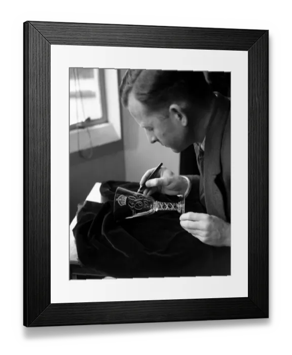 Framed Print : Collectors will have rare souvenirs of Coronation - exquisite goblets etched in diamond-point work Framed Print : Collectors will have rare souvenirs of Coronation - exquisite goblets etched in diamond-point work