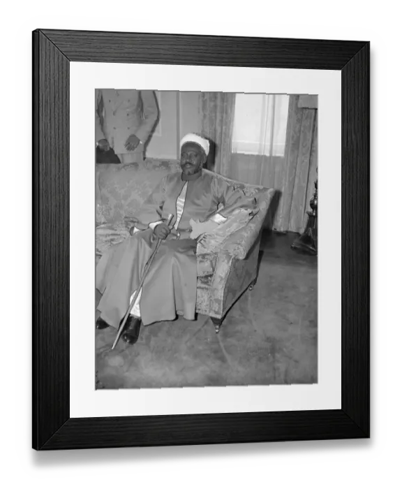 Framed Print : El Sayed Sir Abdel Ralman el Mahdi, eldest living son of the Mahdi, who 50 years ago Framed Print : El Sayed Sir Abdel Ralman el Mahdi, eldest living son of the Mahdi, who 50 years ago
