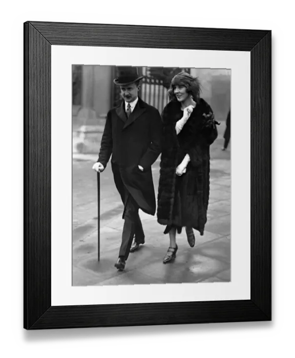 Framed Print : The Royal Wedding reception at Buckingham Palace Lady Diana Duff Cooper leaving Framed Print : The Royal Wedding reception at Buckingham Palace Lady Diana Duff Cooper leaving