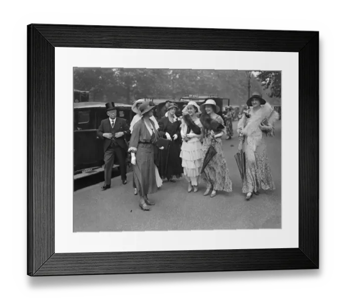 Framed Print : Nine thousand guests at royal garden party at Buckingham Palace. There were about Framed Print : Nine thousand guests at royal garden party at Buckingham Palace. There were about