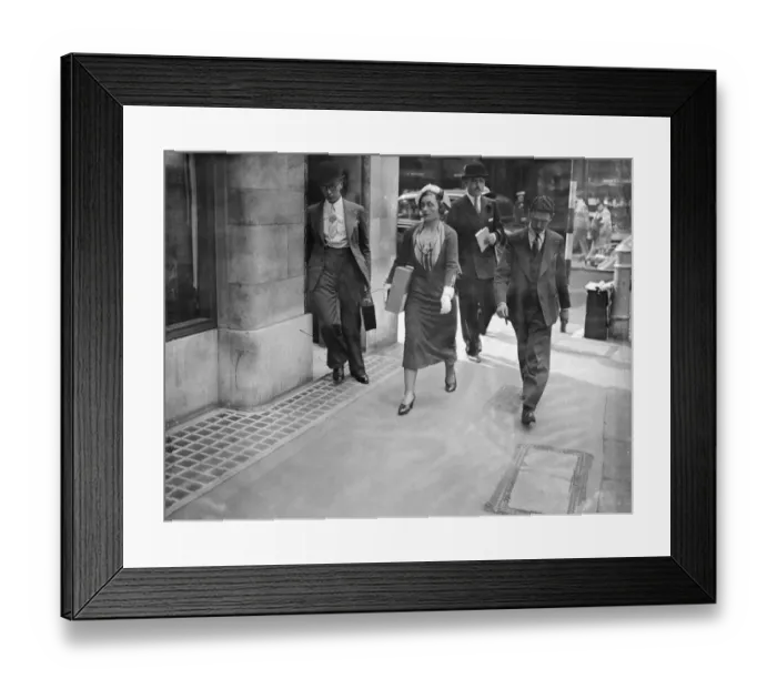 Framed Print : Royal bride to be unrecognised in Bond Street. Lady Alice Scott unrecognised as Framed Print : Royal bride to be unrecognised in Bond Street. Lady Alice Scott unrecognised as