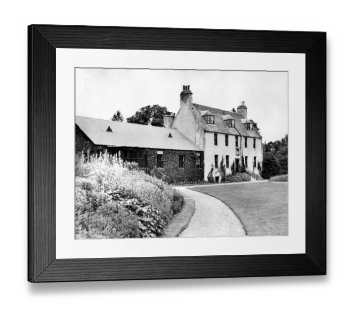 Framed Print : Birkhall. Queen Mother. The Duke of Kent and Miss Katherine Worsley are to spend Framed Print : Birkhall. Queen Mother. The Duke of Kent and Miss Katherine Worsley are to spend