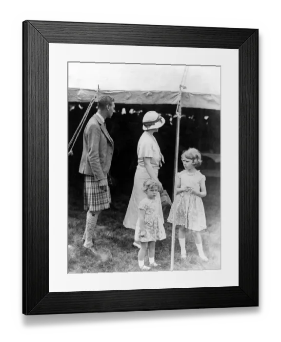 Framed Print : British people throughout the world have been plunged into mourning by the death Framed Print : British people throughout the world have been plunged into mourning by the death