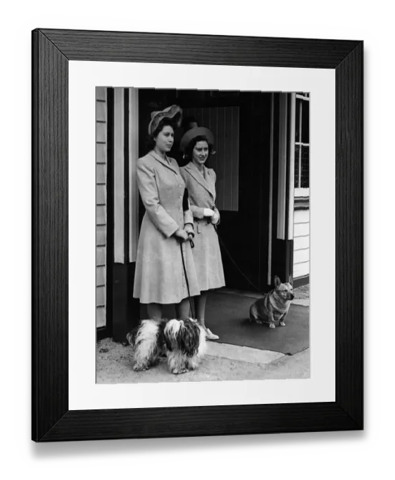 Framed Print : Princesses Elizabeth and Princess Margaret with their pet dogs at Ballater Station Framed Print : Princesses Elizabeth and Princess Margaret with their pet dogs at Ballater Station