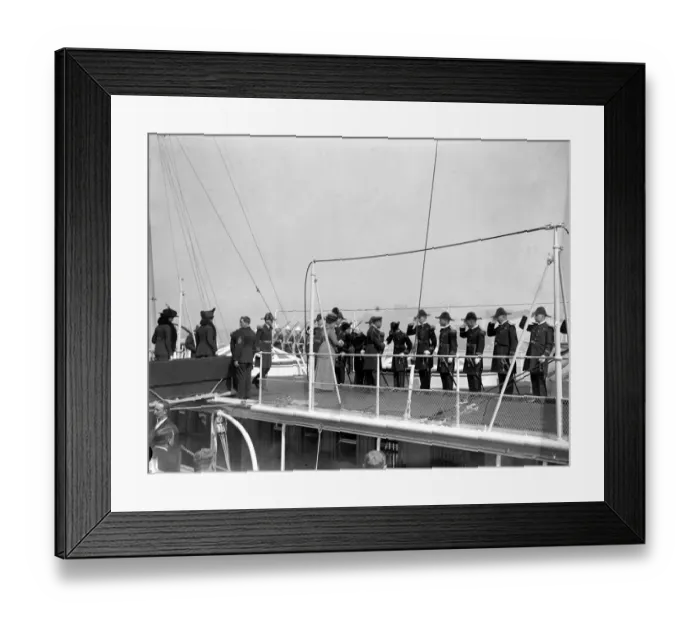 Framed Print : The King and Queen leave Dover for Paris. Their Majesties shaking hands with Framed Print : The King and Queen leave Dover for Paris. Their Majesties shaking hands with