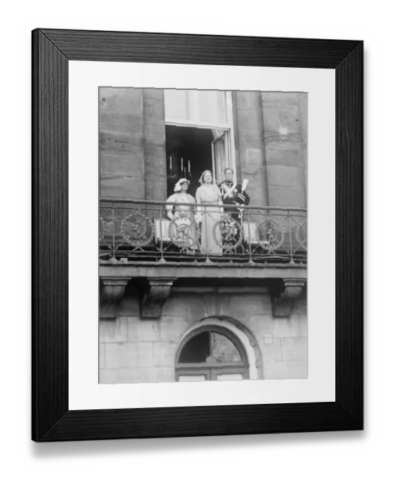 Framed Print : Princess Juliana and consort visit Amsterdam with Queen Wilhelmina. To be introduced Framed Print : Princess Juliana and consort visit Amsterdam with Queen Wilhelmina. To be introduced