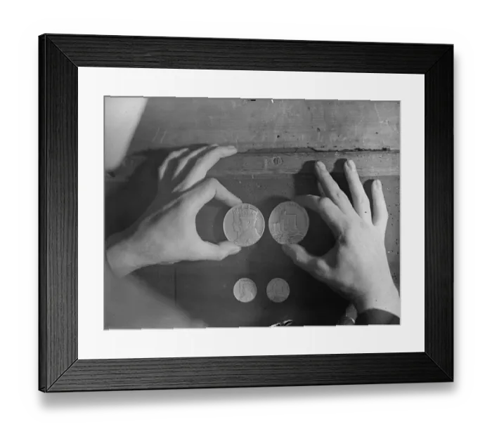 Framed Print : Royal Jubilee medals struck at Royal Mint. 21 January 1935 Framed Print : Royal Jubilee medals struck at Royal Mint. 21 January 1935