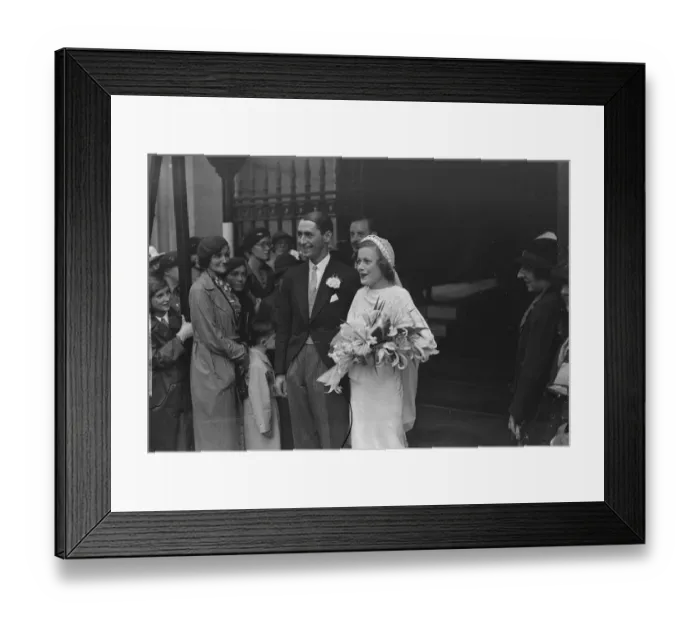 Framed Print : Wedding of Mr Ian Lindsay Wood ( 18 / 18 th Royal Hussars Q M C ) and Miss D E E Framed Print : Wedding of Mr Ian Lindsay Wood ( 18 / 18 th Royal Hussars Q M C ) and Miss D E E